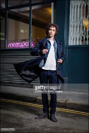 robert-sheehan008 (396x594, 62 kБ...)