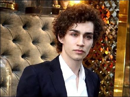 robert-sheehan022 (500x375, 51 kБ...)