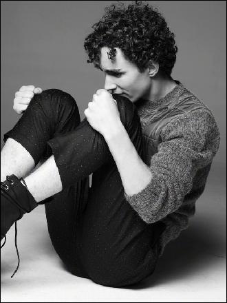 robert-sheehan061 (605x807, 94 kБ...)