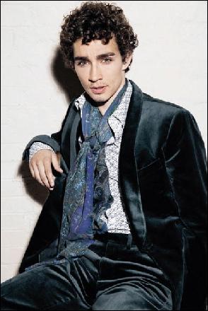 robert-sheehan071 (415x623, 62 kБ...)