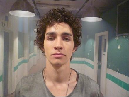 robert-sheehan093 (510x383, 37 kБ...)