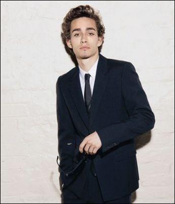 robert-sheehan095 (345x400, 19 kБ...)