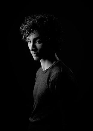 robert-sheehan110 (500x708, 24 kБ...)