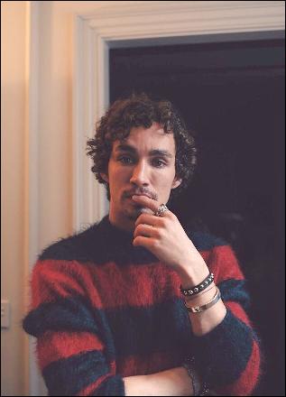 robert-sheehan126 (631x876, 67 kБ...)